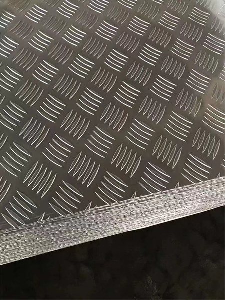 花纹铝板